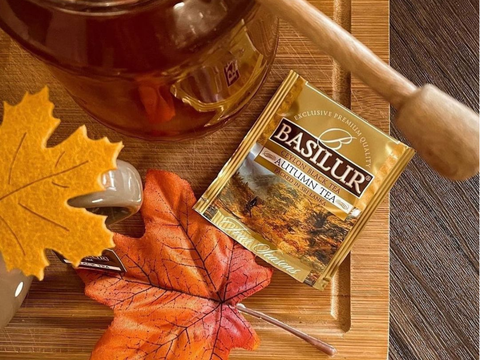 Autumn Warmth: Perfect Teas to Embrace the Crisp Season